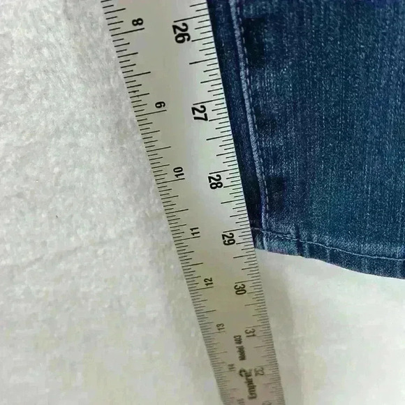 AG Adriano Goldschmied Jeans Size 27R Medium Wash Mid Rise Cigarette - Picture 12 of 12